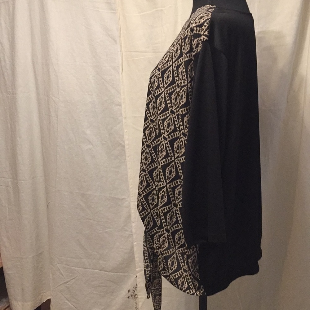 Blouse - Picture 3 of 8